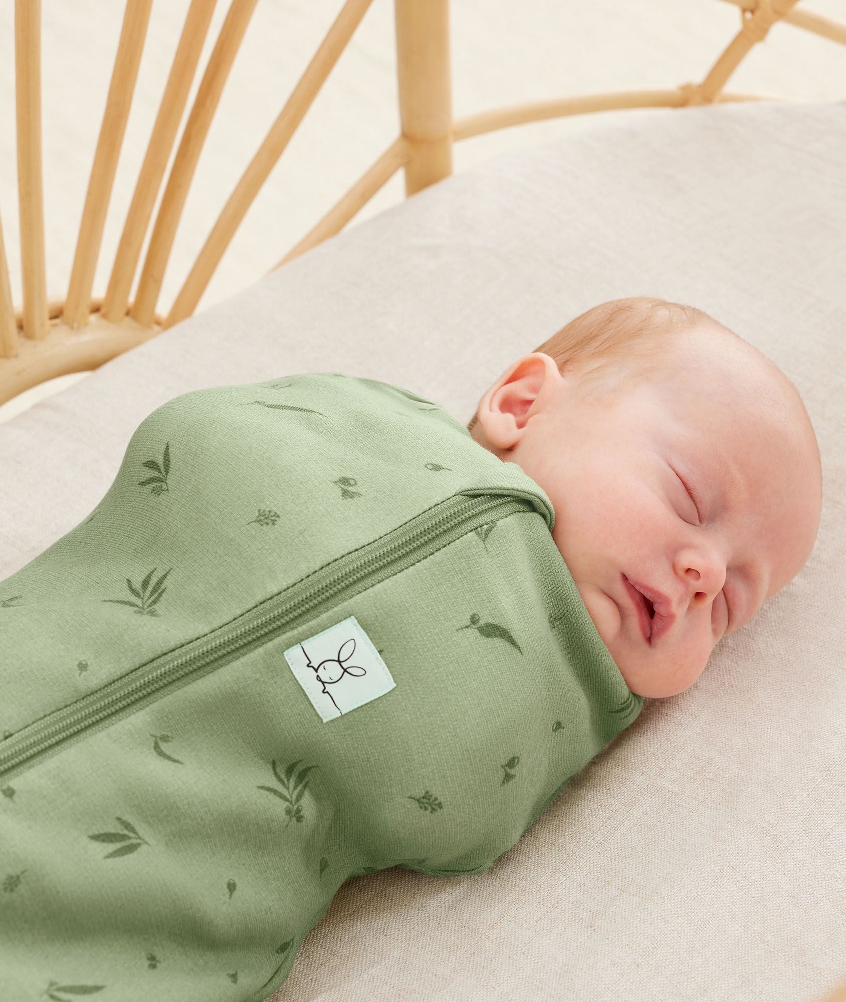 Cocoon Swaddle Bag 1.0 TOG Willow Transitional ergoPouch AU