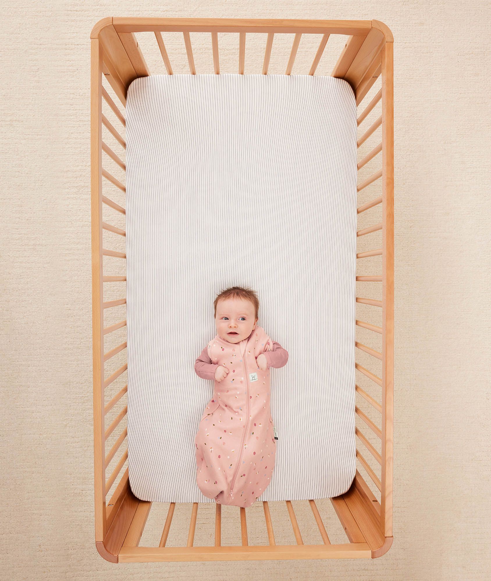 Waterproof fitted cot sheet top